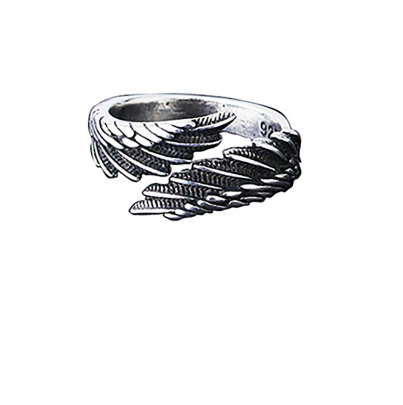 Men's ring with a carved feather motif and blackened recesses