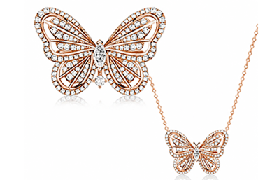 Butterfly necklace forming a coordinated capsule collection